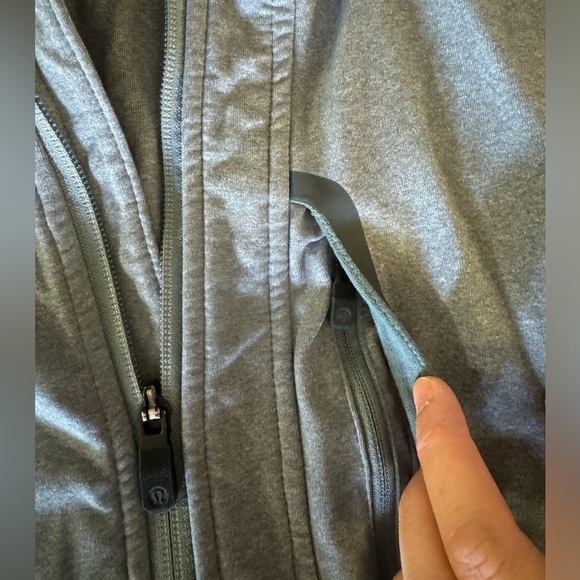 Lululemon Kung Fu Jacket - Picture 7 of 12